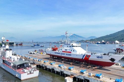 Hạ thủy tàu tuần tra cao tốc Cảnh sát biển Việt Nam