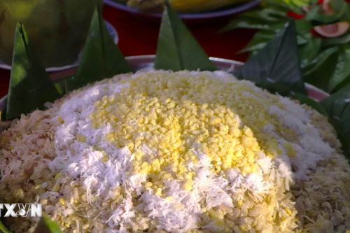Cốm dẹp - thức quà dẻo thơm giữ hồn văn hóa dân tộc Khmer