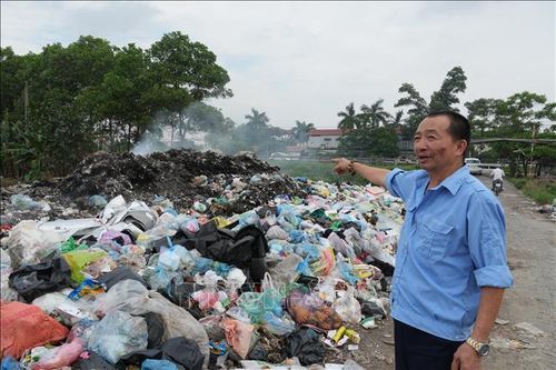 Rác thải vẫn cháy hàng ngày, nhả khói độc vào khu dân cư