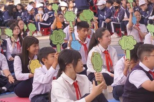 Phó Giám đốc Sở GD&ĐT Lâm Đồng: Mạng xã hội tác động tiêu cực, làm lệch lạc suy nghĩ một bộ phận giới trẻ