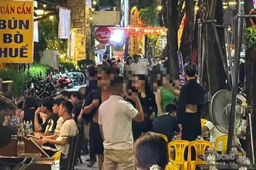 Hà Nội đề xuất nhiều mức phạt mới, nặng với hành vi lấn chiếm vỉa hè, lòng lề đường