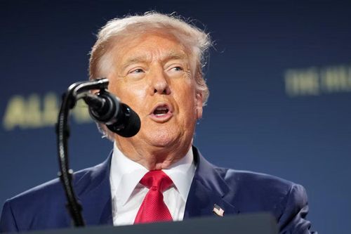 Donald Trump sắp ký sắc lệnh về giám sát trí tuệ nhân tạo?