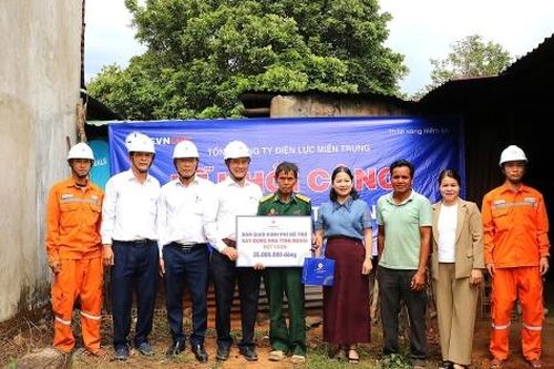 PC Quảng Ngãi khởi công, bàn giao kinh phí xây dựng 10 nhà tình nghĩa đợt 1