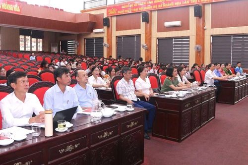 'Nói không với trừng phạt thân thể - Lắng nghe trẻ em nói, bảo vệ trẻ em bằng hành động'