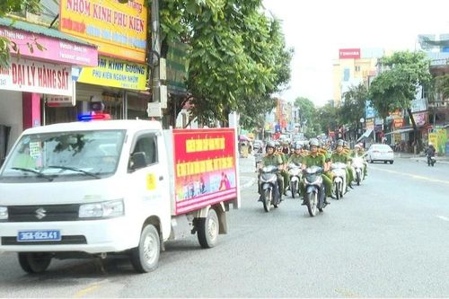 Thiệu Hóa ra quân cao điểm thiết lập trật tự công cộng, hành lang an toàn giao thông