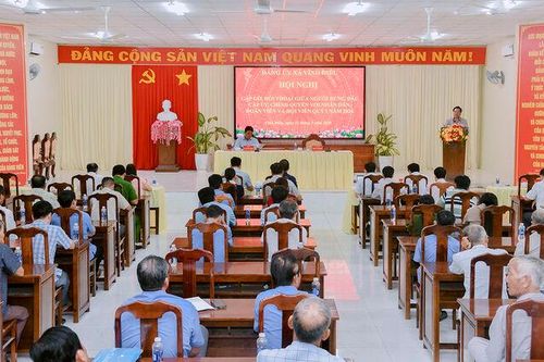 Cấp ủy, chính quyền xã Vĩnh Điều đối thoại với Nhân dân