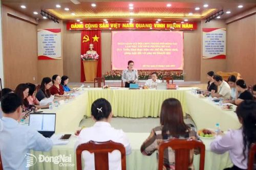 Giám sát việc thực hiện chế độ, chính sách đối với phụ nữ khuyết tật
