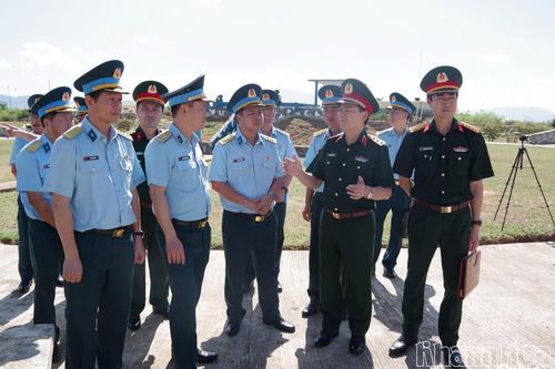 Bộ Tổng Tham mưu kiểm tra kết quả thực hiện nhiệm vụ sẵn sàng chiến đấu tại Tiểu đoàn 24, Sư đoàn 377