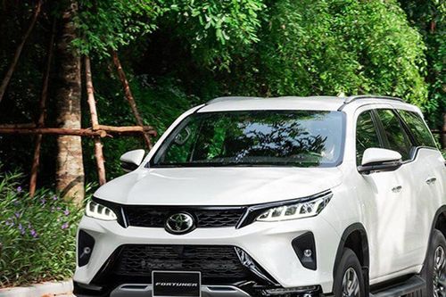 Toyota Fortuner 2026: Chi tiết giá lăn bánh và nâng cấp động cơ Euro 5 mới nhất