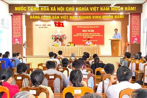 Cử tri Cát Tiên 3 quan tâm các vấn đề về đất đai, giao thông và an sinh