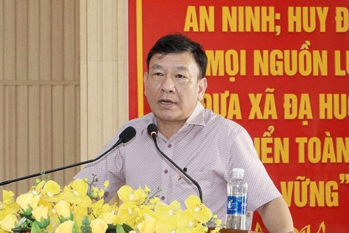 Phó Bí thư Tỉnh ủy Lâm Đồng Bùi Thắng tiếp xúc cử tri xã Đạ Huoai