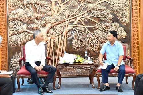 Bí thư Tỉnh ủy Hầu A Lềnh làm việc với Tập đoàn EREX
