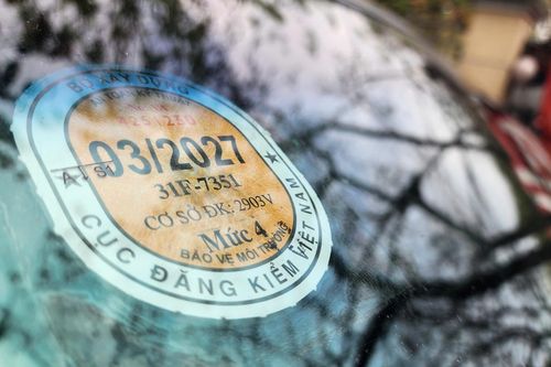 Tem đăng kiểm ghi mức khí thải thực tế, không phải chuẩn Euro của xe