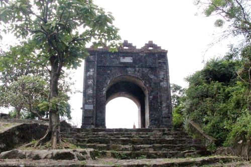 Đánh thức giá trị di tích Hoành Sơn Quan