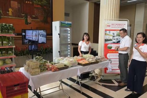 Nhiều giải pháp siết chặt quản lý an toàn thực phẩm tại phường Tây Hồ