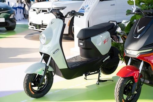 VinFast Flazz và ZGoo: Gọn nhẹ cho học sinh, công nghệ vượt tầm, chạy êm mà siêu tiết kiệm