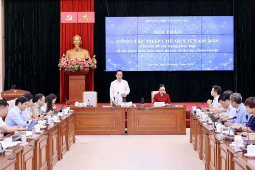 Thay đổi tư duy trong xây dựng pháp luật và quản trị ngành giáo dục