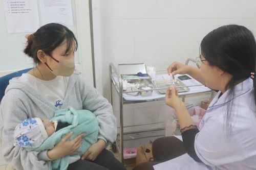 Sinh đủ 2 con trước 35 tuổi sẽ được hỗ trợ tối thiểu 2 triệu đồng từ năm 2027