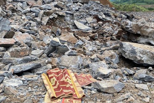 Hiện trường vụ sạt lở mỏ đá ở Thanh Hóa khiến 3 công nhân tử vong