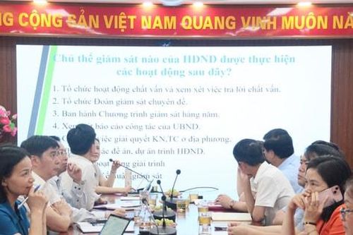 Tập huấn nâng cao kỹ năng giám sát, thẩm tra cho đại biểu HĐND xã Vĩnh Thanh
