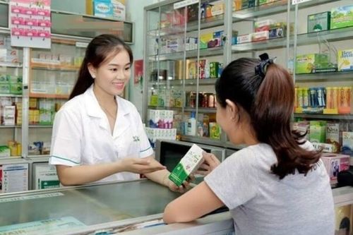 Một lô thuốc bị đình chỉ, người tiêu dùng cần ứng xử thế nào?
