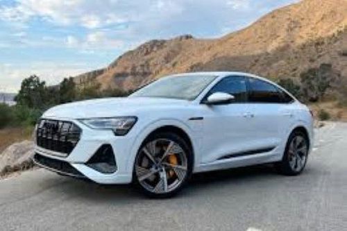 Audi E-tron và Q8 E-tron lỗi mối nối bu lông