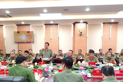 Đoàn đại biểu Bộ Công an Lào thăm và làm việc với Công an Hà Nội