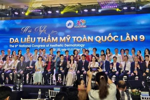 Thúc đẩy thực hiện an toàn và y học thực chứng trong da liễu thẩm mỹ