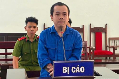 Tuyên án kẻ cưỡng đoạt dây chuyền của trẻ lớp 1
