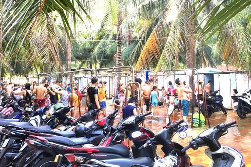 Vẹn cả đôi đường