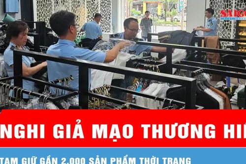 Tạm giữ gần 2.000 sản phẩm thời trang nghi giả mạo thương hiệu