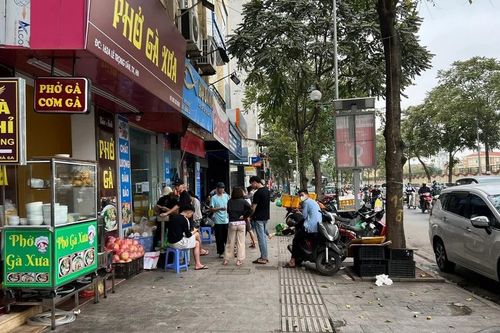 [VIDEO] Hà Nội đề xuất phạt lấn chiếm vỉa hè, đỗ xe trái phép lên tới 12 triệu đồng