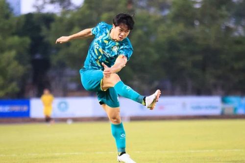 Đội Công Phượng sáng cửa lên V-League