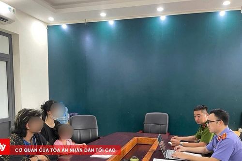 Vụ người mẹ đưa con gái 3 tuổi đến quán bia: Làm rõ nghi vấn 'bạo hành'