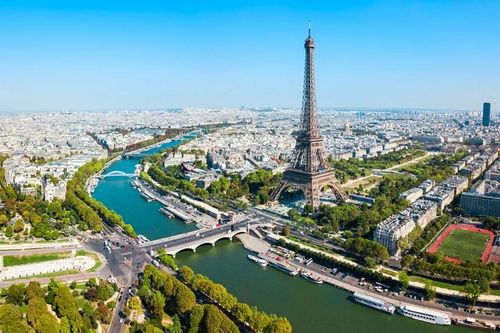 Đấu giá đoạn cầu thang nguyên bản của tháp Eiffel, thu về 523.000 USD