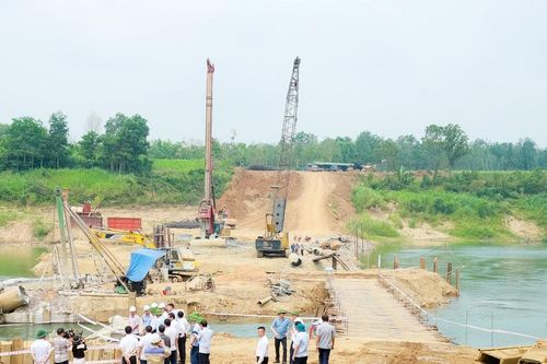 Nghệ An phê bình các sở, ngành, địa phương và các chủ đầu tư chưa giải ngân kế hoạch đầu tư công năm 2026