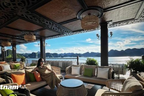 Tour du thuyền trên Vịnh Hạ Long lọt top trải nghiệm hàng đầu thế giới
