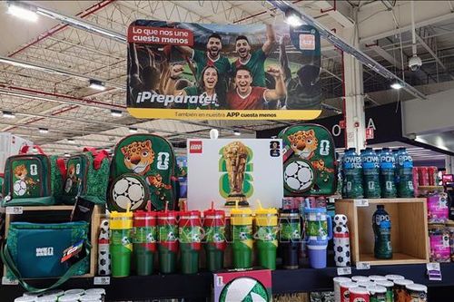 World Cup 2026: Album Panini lấp đầy khoảng trống giấc mơ