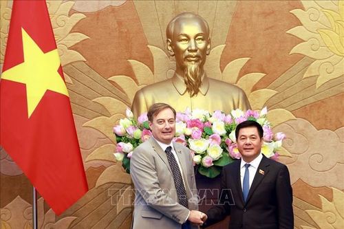 Thúc đẩy quan hệ kinh tế, thương mại Việt Nam - EU phát triển thực chất, hiệu quả