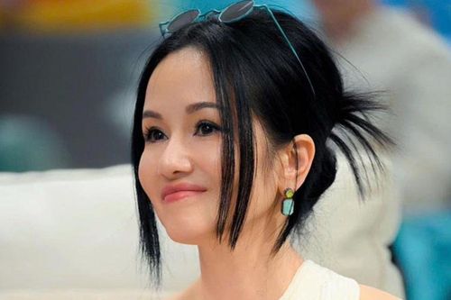 Diva Hồng Nhung: 'Tôi đối diện với di chứng sau phẫu thuật và xạ trị'