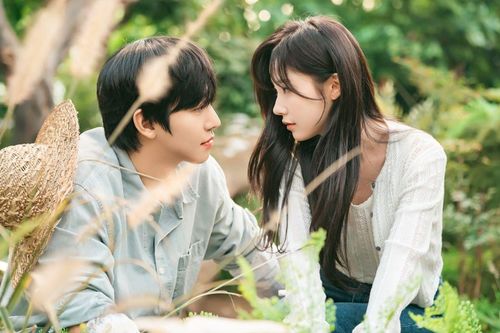 Ahn Hyo Seop cứu rating Sold Out on You, màn tái hợp đầy nước mắt giúp phim bật tăng trở lại