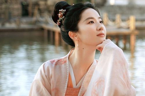 Hơn 900 ngày Lưu Diệc Phi vắng bóng màn ảnh nhỏ