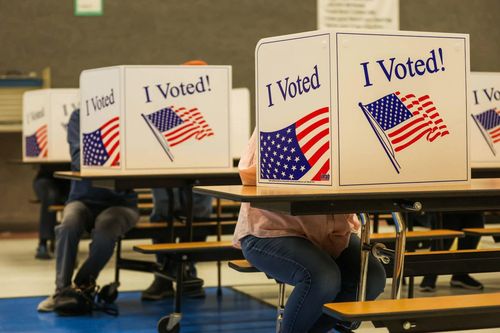 Bầu cử sơ bộ Mỹ và ảnh hưởng của Tổng thống Donald Trump