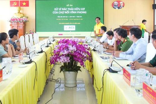 Bàn phương án xử lý rác thải hữu cơ tại chợ nổi Vĩnh Phong
