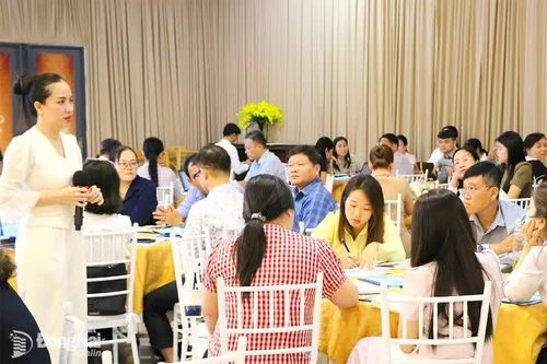 Tập huấn nghiệp vụ hộ tịch, nuôi con nuôi và chứng thực cho cán bộ, công chức cấp xã