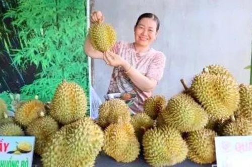 'Phiên chợ Sầu riêng xã Phú Hựu' quảng bá hình ảnh địa phương