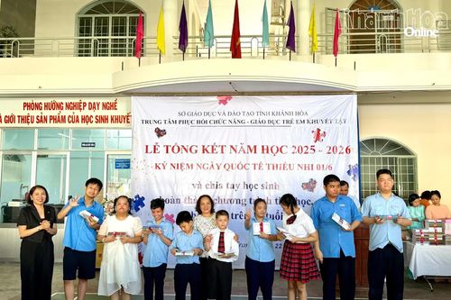 Trung tâm Phục hồi chức năng - Giáo dục trẻ em khuyết tật tổng kết năm học 2025 - 2026