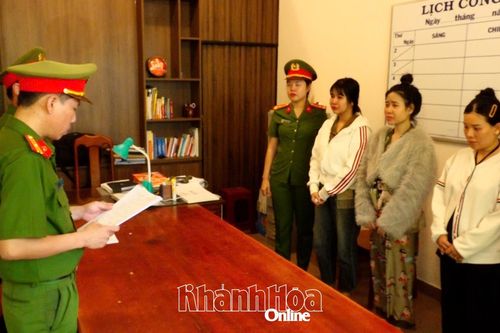 Tổ chức sử dụng trái phép chất ma túy, 3 đối tượng bị khởi tố