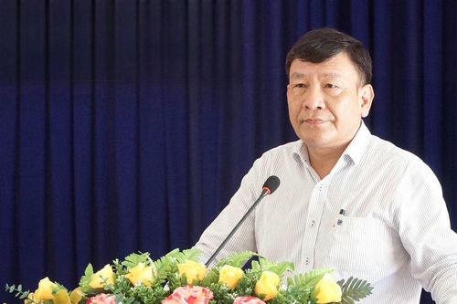 Phó Bí thư Tỉnh ủy Lâm Đồng Bùi Thắng tiếp xúc cử tri xã Đạ Huoai 3