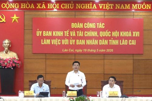 Giám sát thực hiện mục tiêu tăng trưởng hai con số tại Lào Cai: Chuyển mạnh từ tư duy 'quản lý địa phương' sang tư duy 'kiến tạo cực tăng trưởng